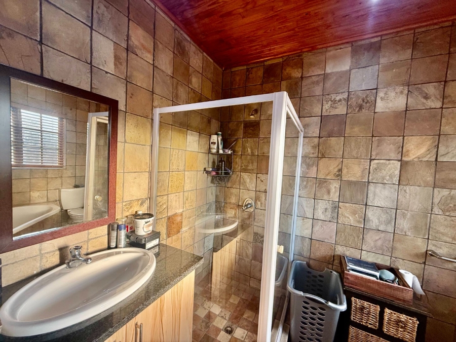 3 Bedroom Property for Sale in Melodie North West
